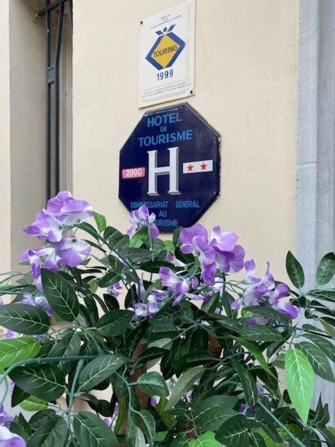 Hotel Le Home Saint Louis 베흑사이으 외부 사진